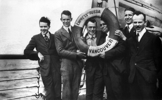 1921年，6个年轻人从温哥华前往中国，其中有的成为华西协合大学很有影响的人物