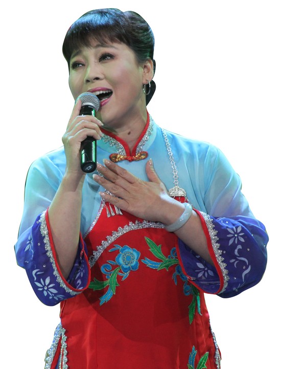 Long Hong in Performing South Jiangxi Caicha Opera