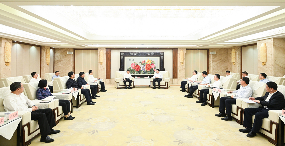 袁家軍胡衡華會見中國工程院院長李曉紅一行2