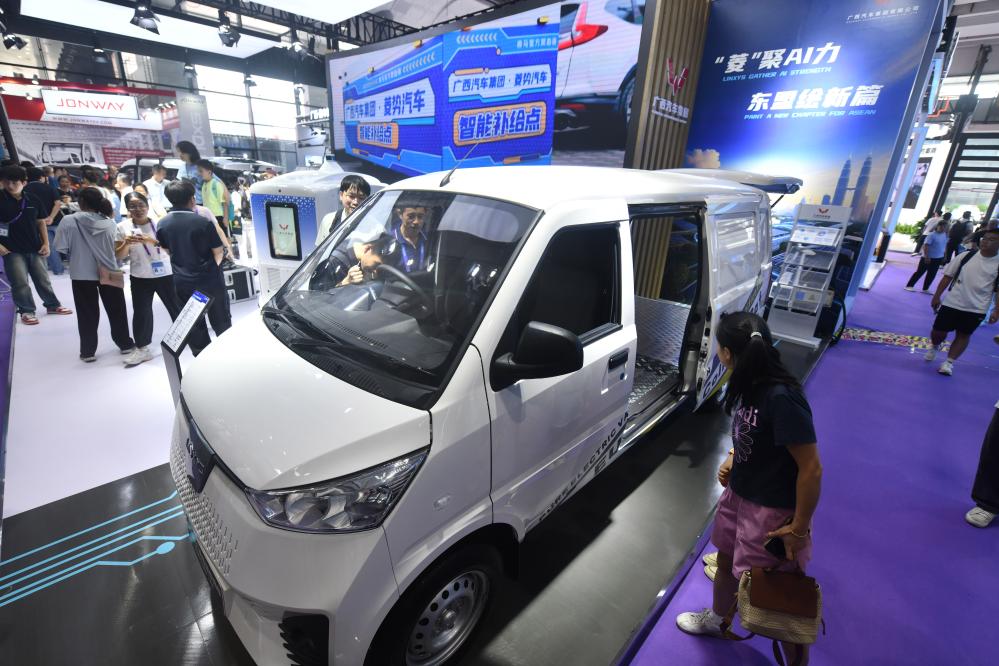 會裏會外看東博會：一輛車 行天下