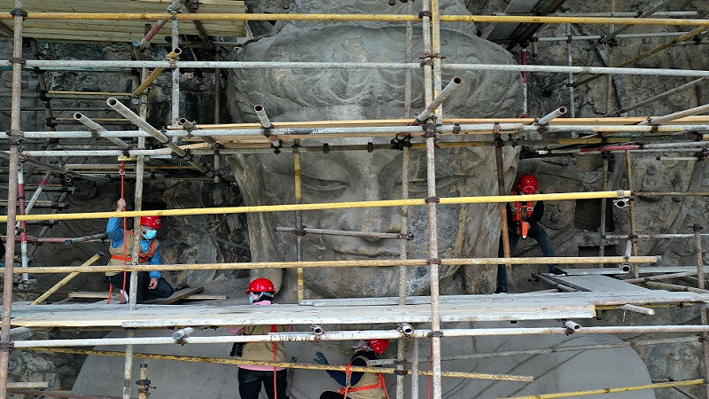 竜門石窟の奉先寺、修復工事の７割が完了　河南省洛陽市