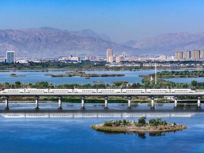 這條高鐵線，“香”迷糊了！