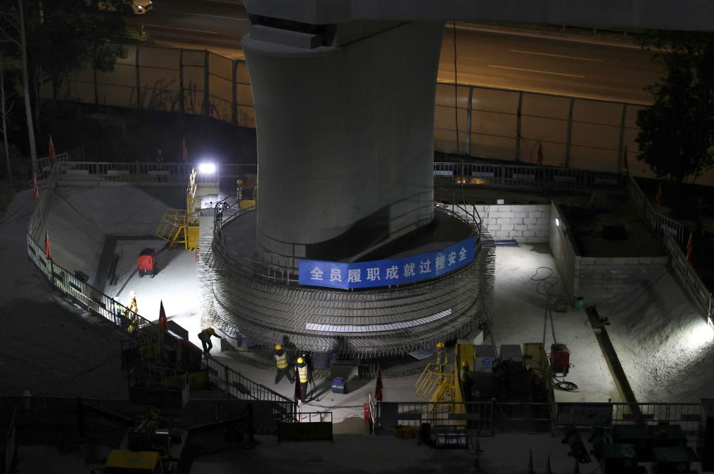 組圖 | 上海：萬噸橋梁成功跨越磁懸浮運營線路