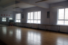 安化中学舞蹈室.jpg