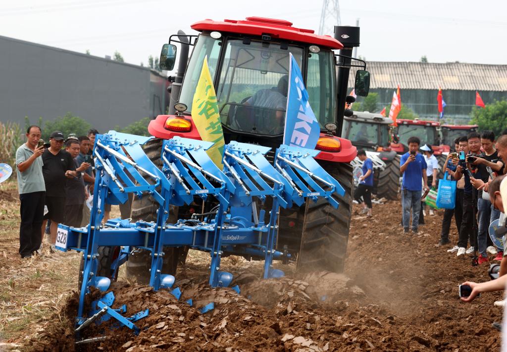 河北晉州：2023年河北農機新機具新技術推廣演示會舉辦