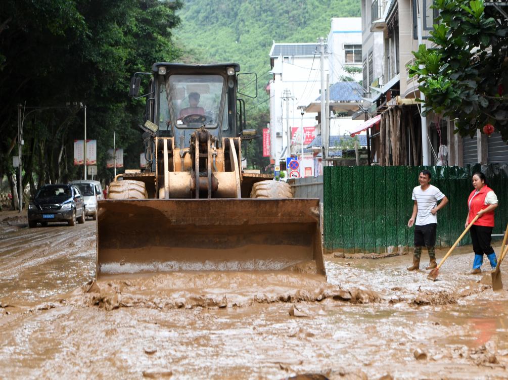 廣西凌雲縣遭遇強降雨 當地安全轉移群眾6000餘人