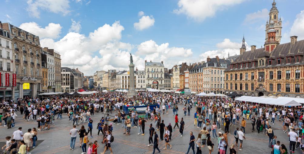 法國裏爾：百萬游客趕“大集”