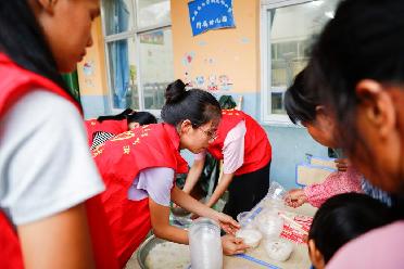 廣西北海：暴雨過後救災忙