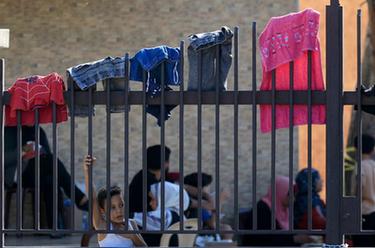 黎巴嫩難民營新一輪武裝衝突造成約20人死亡