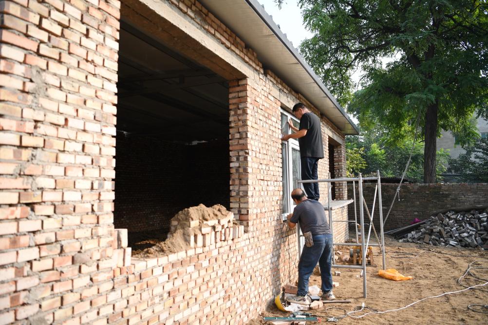 河北保定受災地區持續推進災後恢復工作