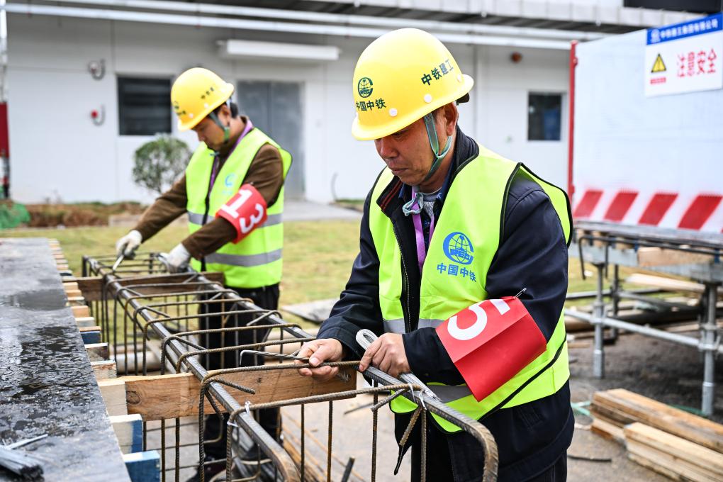 江蘇南京：賽技能 築匠心