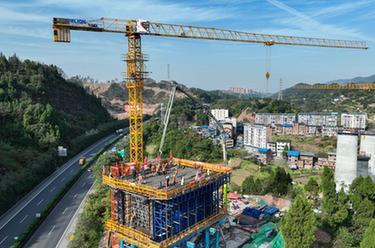 西渝高鐵康渝段全線首個連續梁0號塊完成澆築