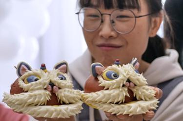 帶着面花闖市場