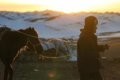 新華全媒+·四季中國｜幸福人家的新圖景：相聚冬牧場