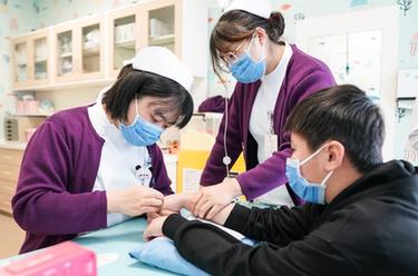 兒科診室裏的冬日暖陽