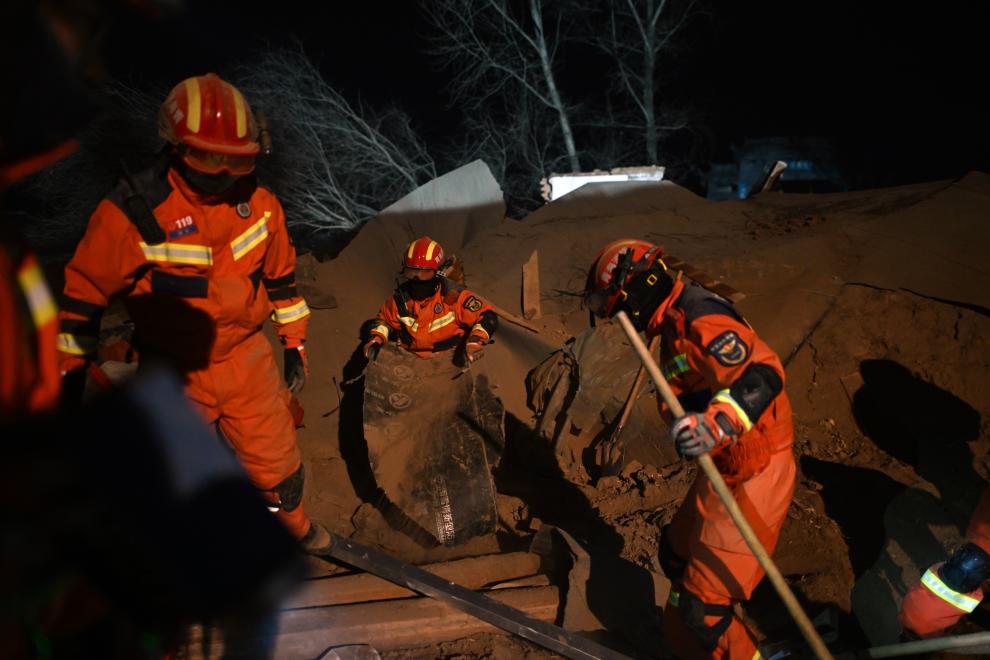 青海民和：救援工作全面展開