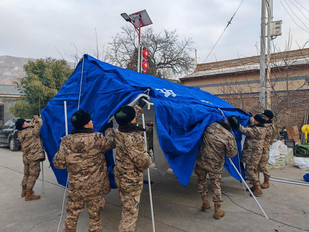 積石山6.2級地震丨人民子弟兵繼續投入抗震救災行動