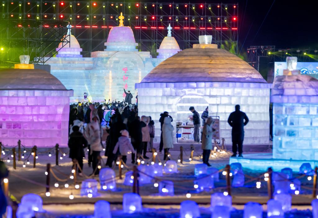 呼和浩特：歡樂冰雪迎新年