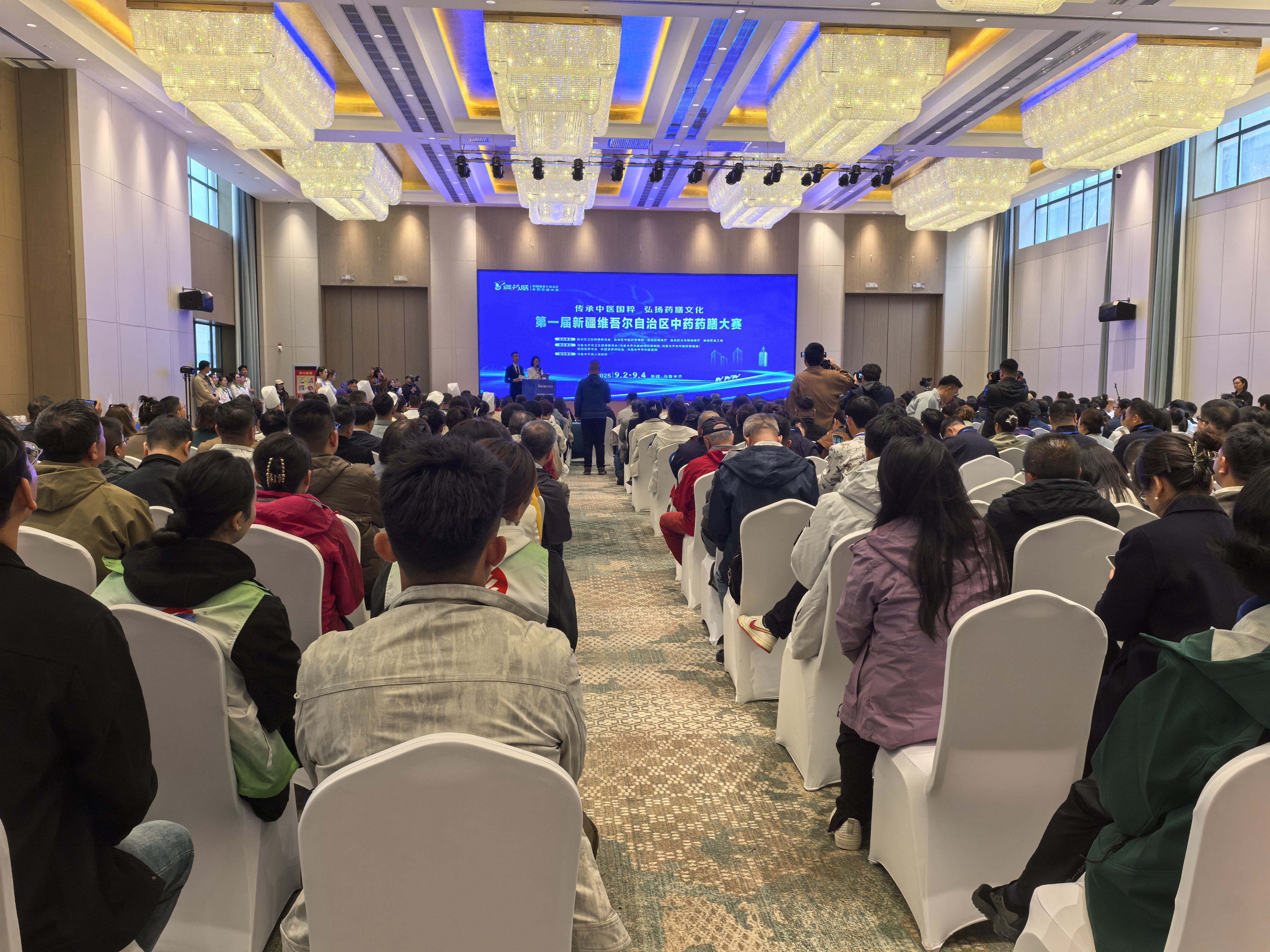 新疆首屆中藥藥膳大賽開幕