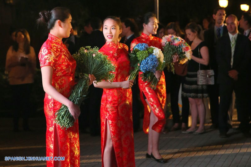 La 18ª Hortiflorexpo IPM Beijing/Shanghai se inauguró hoy miércoles en Beijing y los empresarios colombianos participantes esperan aprovechar la oportunidad para aumentar la exportación de sus flores a este creciente mercado asiático.