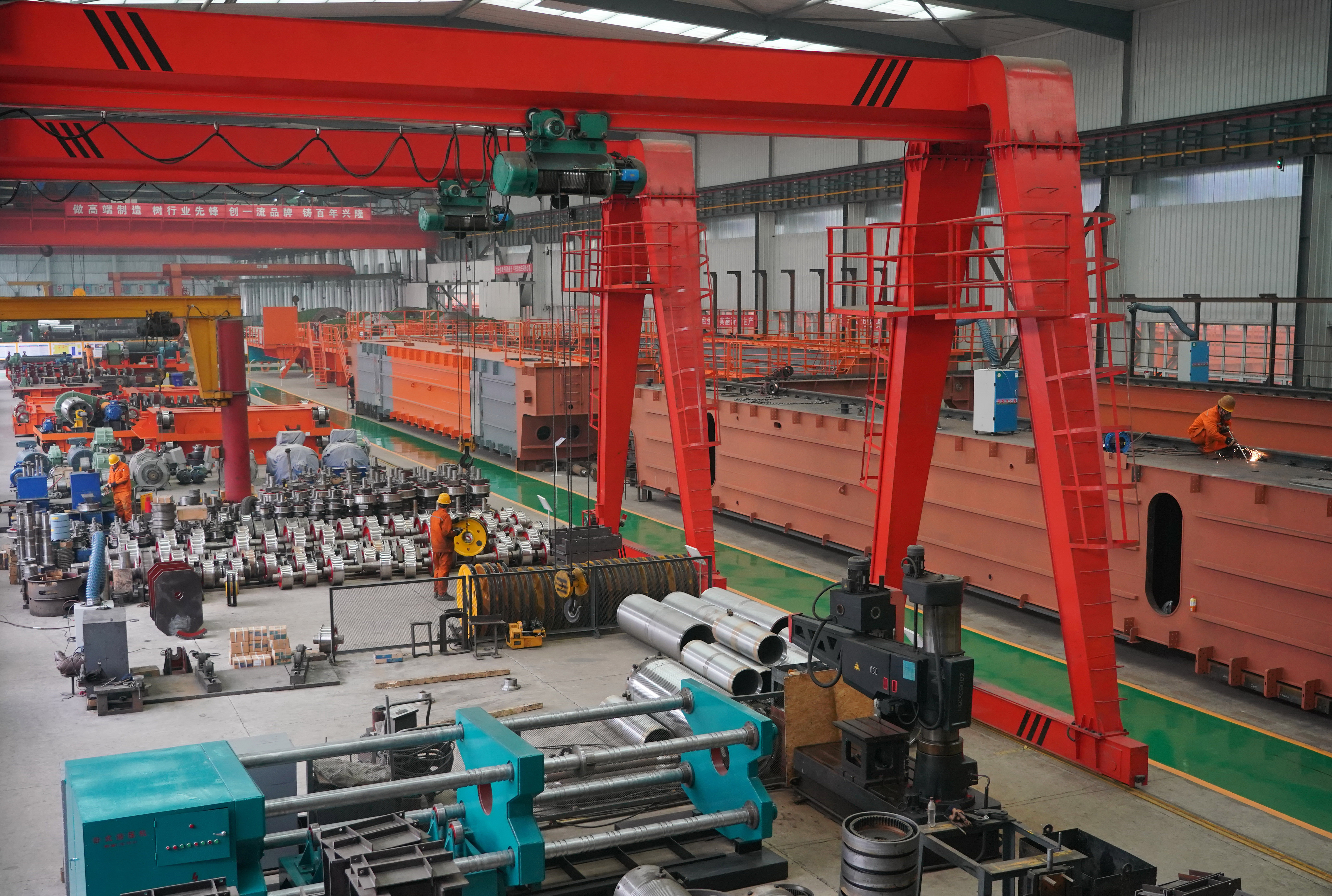 Sube 35,1 % producción industrial de China entre enero-febrero