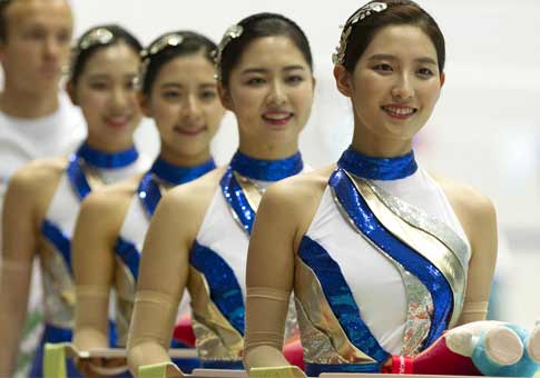 Voluntarias bellas en Universiada de Gwangju